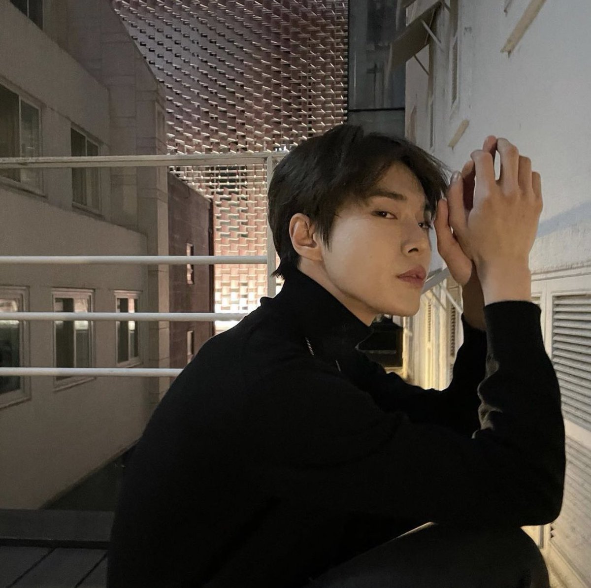 Dilfication of Kim Doyoung through 2020, a thread