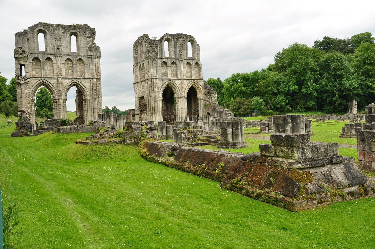 Round 1, Bracket G! Whitby Abbey vs Roche AbbeyRoche Abbey, again with the popular legend and zero percent fact, was reputedly where Robin Hood attended Mass.