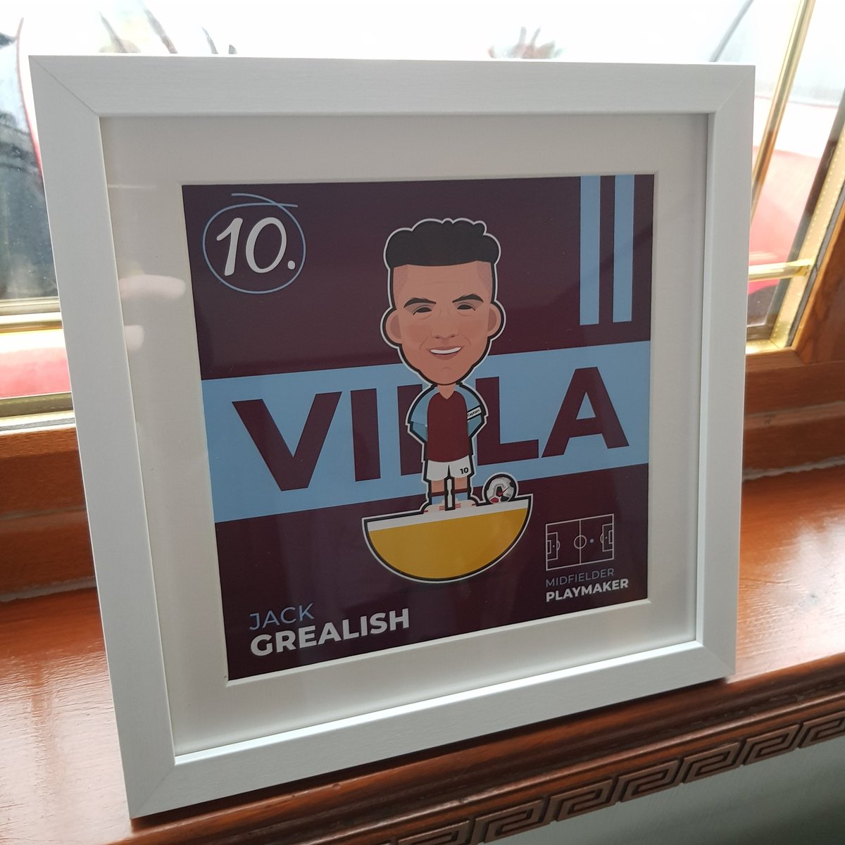 Rossqo's tweet photo. Amazing custom made Jack Grealish art made by @rcurran__  💜🦁 @JackGrealish @AVFCOfficial  #villa #grealish #utv https://t.co/5DWciTH81M