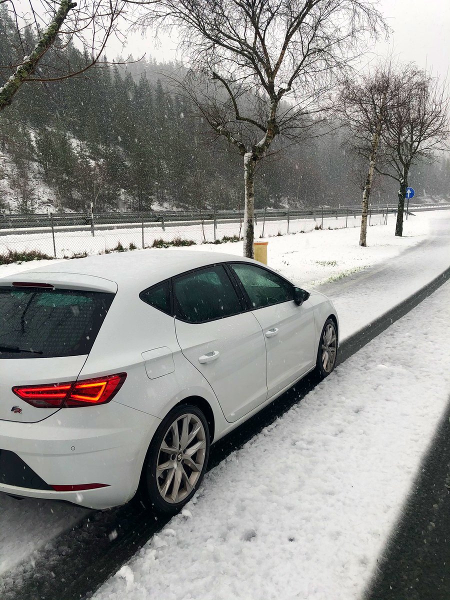 ATrancho's tweet photo. #Altube #Alava #PaisVasco #Nieve #Invierno https://t.co/4wXQzerTUA