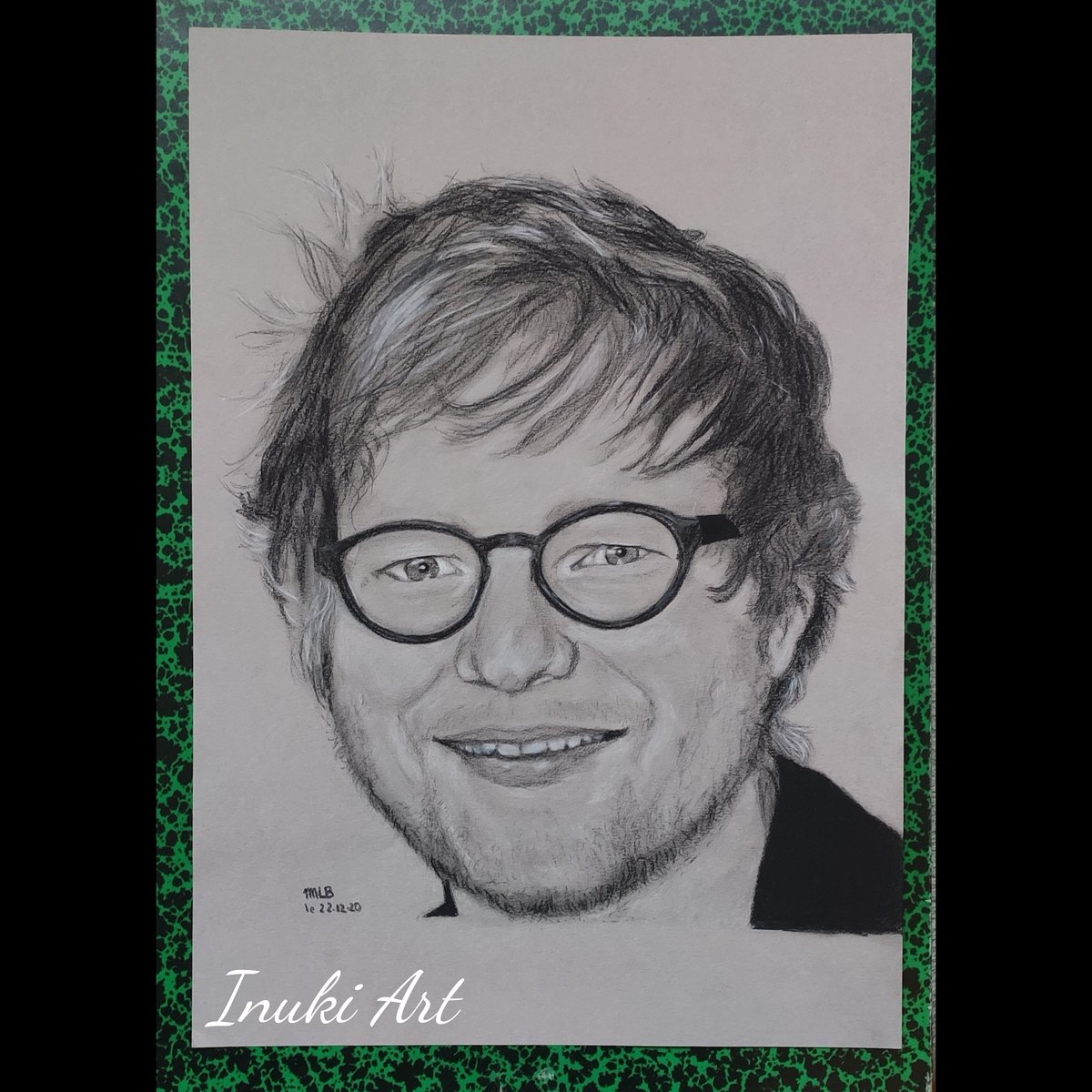 InukiArt's tweet photo. Réalisé en Décembre 2020: l'artiste, chanteur, parolier,compositeur, musicien et acteur Ed Sheeran, célèbre pour ses oeuvres musicales et ses apparitions dans des films et séries. Crayons pierre noire et pastel sec blanc, sur papier mi-teinte.
#inukiart #edsheeran #dessin #art https://t.co/QY2Zd9kmRb