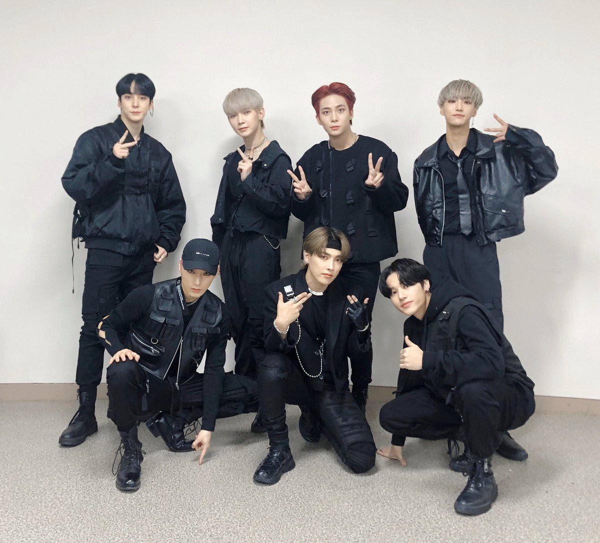 ddeonghwabird's tweet photo. //throwback//

hi ateez                        hello kq fellaz https://t.co/ZsRavVHQrU