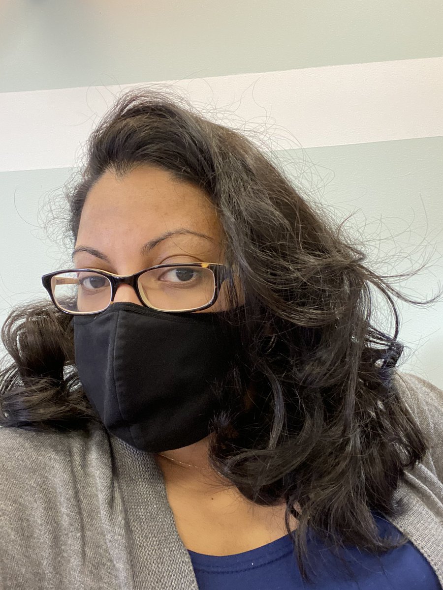 AJRupchandani's tweet photo. Itโs the second day of the New Year and I was determined to get moving post-procedure. So this wild curly haired gal decided the best medicine to heal was a ๐
๐ฝ mani and pedi. #MaskedUp #MadrinaManicurist #NewYearSameGreatGal #MiddleVillageMoments #BundledBombShell #DocSparkle https://t.co/aMIHaVHKuz