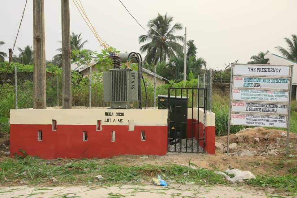 PROJECTS INTERVENTION: IMODJE-OROGUN (1) Installation of 500KVA Transformer in Imodje-Orogun in Ughelli North Local Government Area of Delta State. This all important electricity project is one of the constituency projects i facilitated in the 2020 Budget.