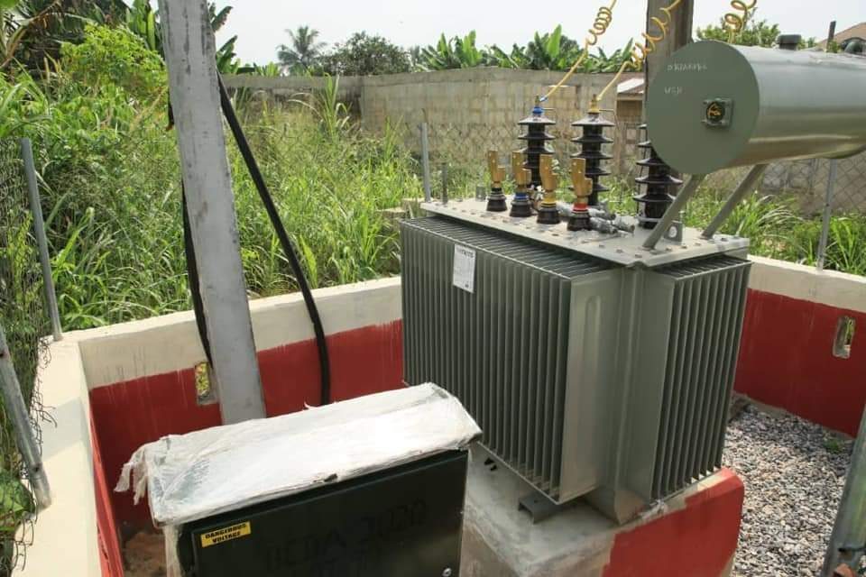 PROJECTS INTERVENTION: OKPARABE Installation of 500KVA Transformer in Okparabe Community in Ughelli South Local Government Area of Delta State. This all important electricity project is one of the constituency projects i facilitated in the 2020 Budget.