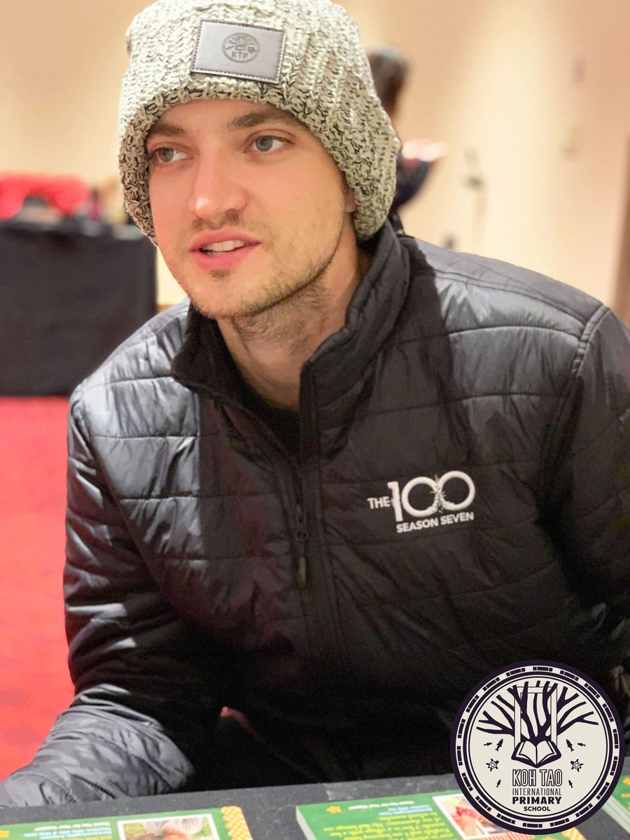 Right_To_Learn's tweet image. The FIRST $7 DONATION SATURDAY of 2021!

Not so long ago @RichardSHarmon volunteered at the school. A while later Richard &amp;amp; @LuisadOliveira signed this comic at @UnityEventsCA!

You can win it by going to-  kohtaoforkids.com, donate &amp;amp; DM the receipt to @GeoGemDesigns !

XX