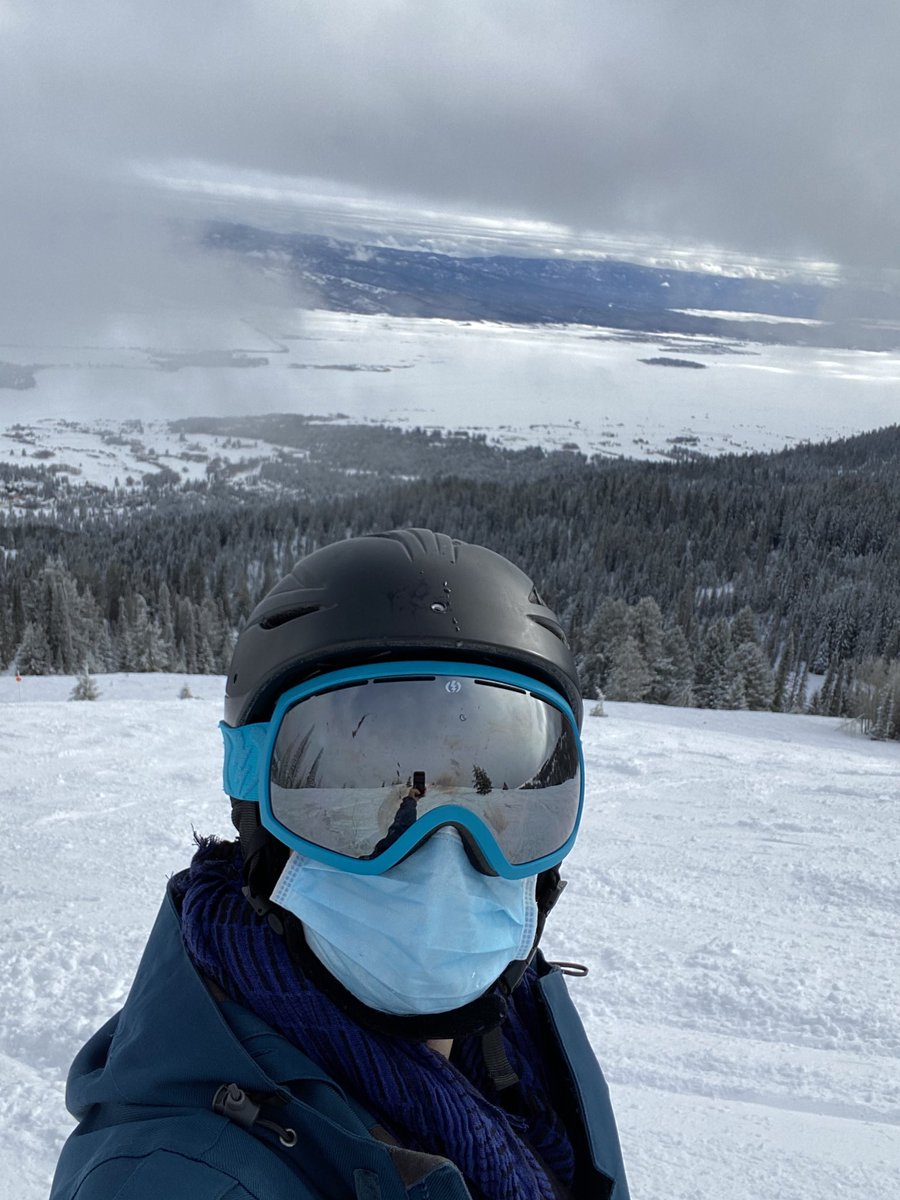 npdrmd's tweet photo. Additional mask benefit: keeping your face warm at 7700’ elevation while racing down the mountain https://t.co/MuuJopx5RH