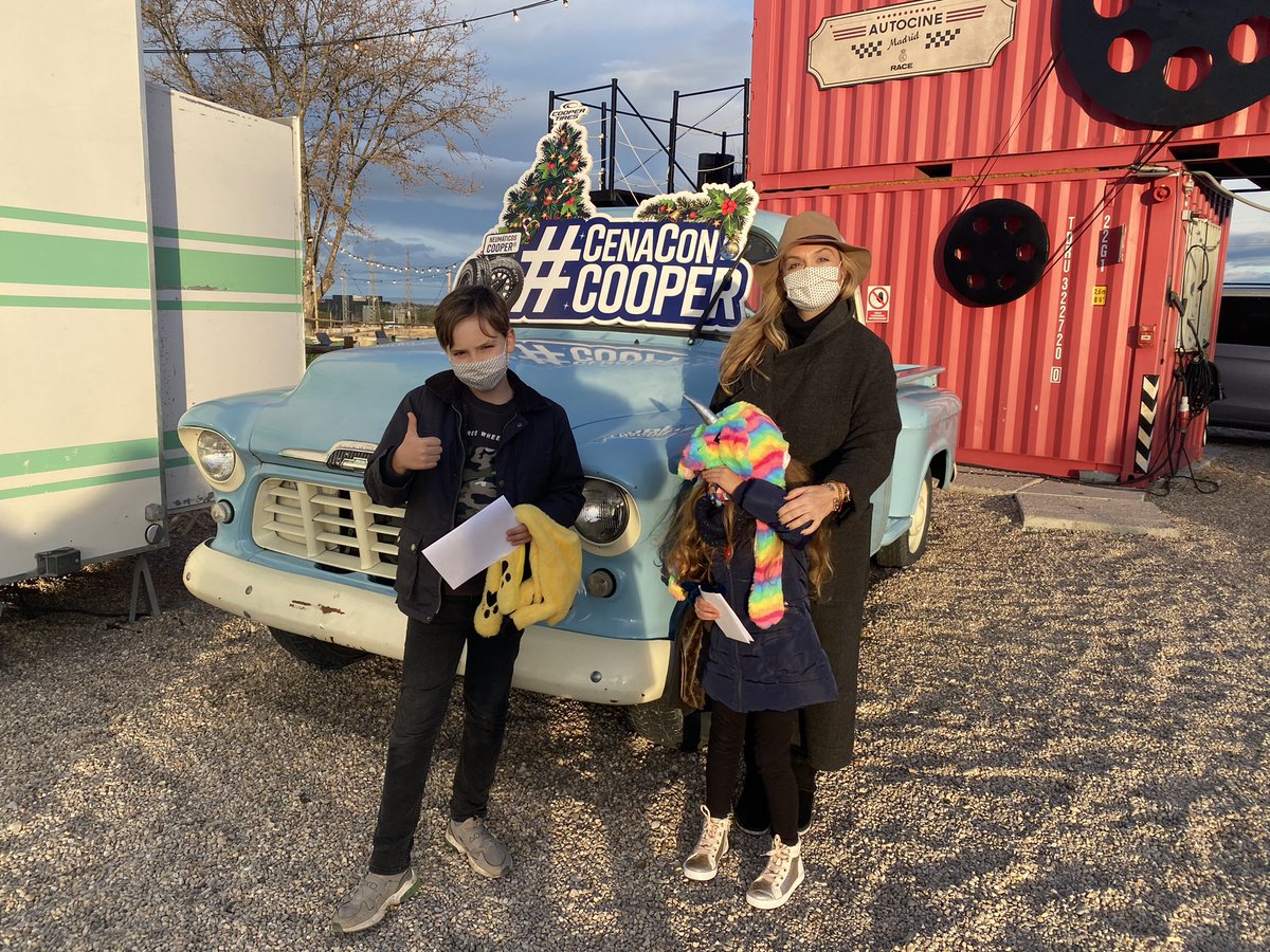 dopp's tweet image. Autocine en familia @CooperTireEU @autocinesmadridrace_oficial @autocinesmadrid