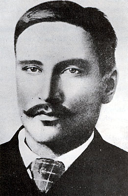 As with all good feuds, the families started as friends. Ed Tewksbury had a ranching concern in AZ and invited his friend, Tom Graham of N. Ireland, to relocate to AZ to do the same.