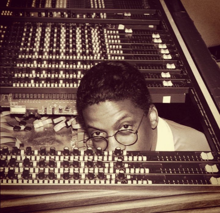 NateThaComposer's tweet photo. If you can picture the slogan buried in the mix this is it! #mixing
#audioengineers #mixingengineers #musicians https://t.co/qjX0iC0AYP