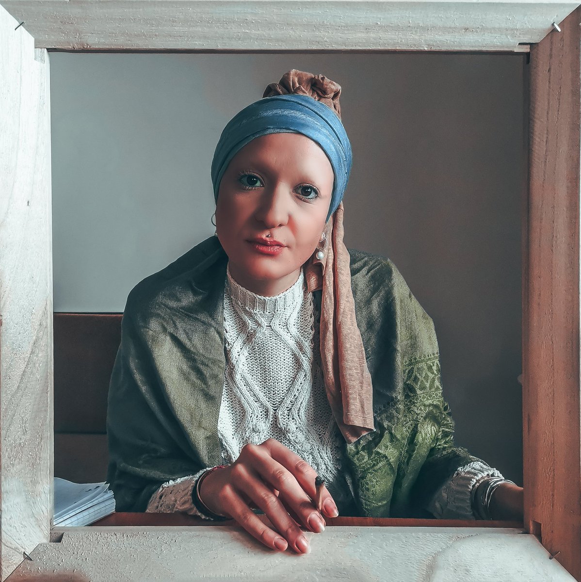 tonydeli7's tweet photo. Girl with a Pearl Earring #phone #photography #honorview20 #phoneography #covid #photooftheday #photonetmagazine #portrait #picoftheday #neamagazine #mobilephoto #photoshoot #honor #huawei #view20 #greece #athensvoice #lifo #girlwithpearlearring #vermeer
https://t.co/inBDWMwwHa https://t.co/xVPuQjdRNI