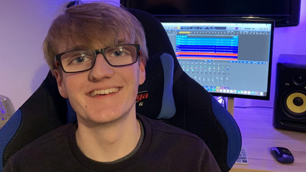 “I would definitely recommend this course to others. It has enabled me to develop my skill level in the use of different DAW software and to be able to confidently edit and mix music.”
- James Sanderson, Music Tech Academy student 2019 and 2020
