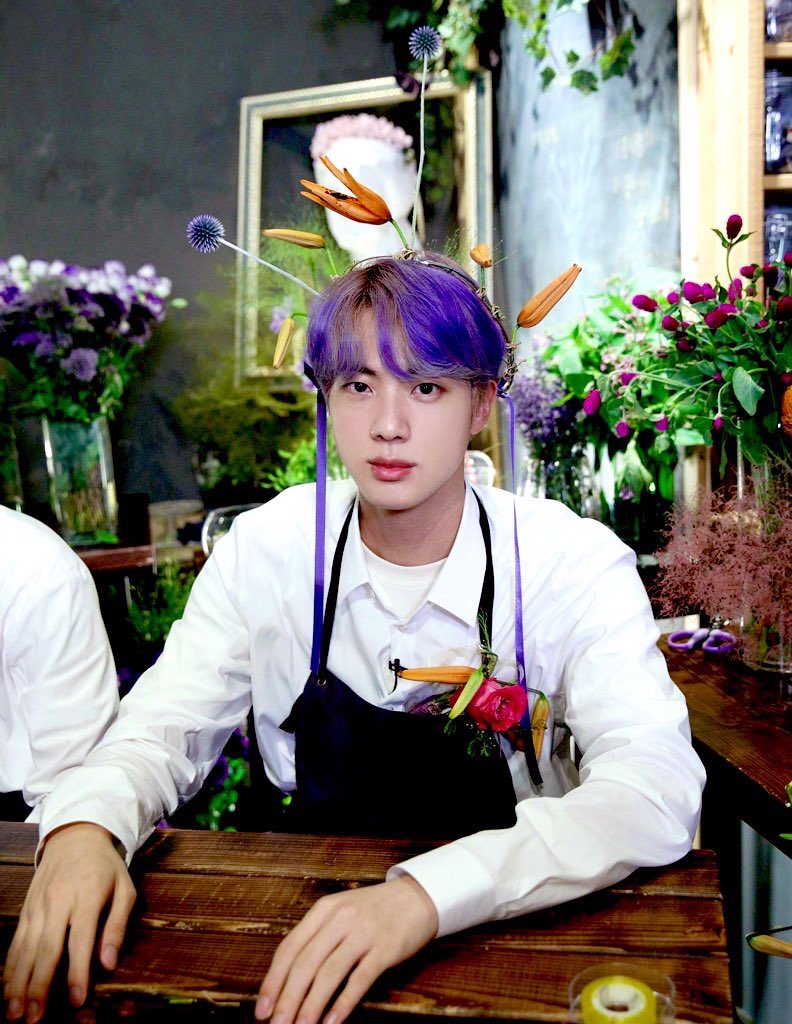 he’s also known to easily become shy, but he always puts himself out there to “break the ice”. in the flower run episode, seokjin acted funny on purpose to make the show entertaining but later apologised to the florist to ensure that he wasn’t offended.