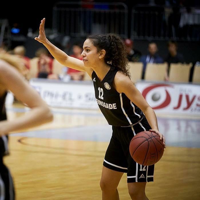 Adamslebasket's tweet photo. #adam_sports_management

💢AVAILABLE  FEMALE G/PG #1/2/3  5'6" ( 168cm ) 
AISHA KAID 🇭🇺 Stats : 15.6 ppg, 5 rpg, 3 bog
very Athletic player, high energy , long athletic , dominate player.

Highlight Films:

https://t.co/lRVdhaZs8G

 Full Game:
 
https://t.co/GCRZh8aXAI https://t.co/kD4VTJAGud
