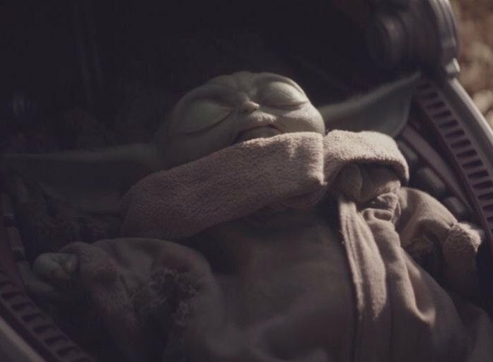 carrie fisher as baby yoda (grogu); a thread.