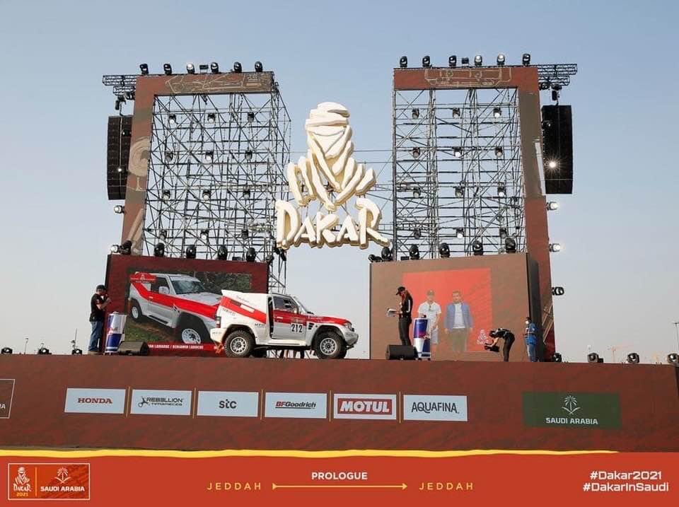 BrunoLALANDE's tweet photo. Dernier réglage et roulage @Ar_Saoudite_Fr Team @WomenSports_fr #Africa avant le départ demain #ParisDakar https://t.co/xA4Jx6ECab