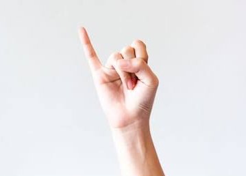 мизинчик палец.