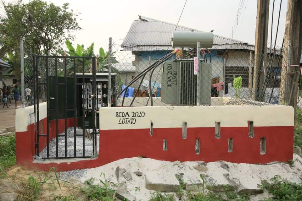 PROJECTS INTERVENTION: EGBO-UHURIE Installation of 500KVA Transformer in Egbo-Urhurie Community in Ughelli South Local Government Area of Delta State.