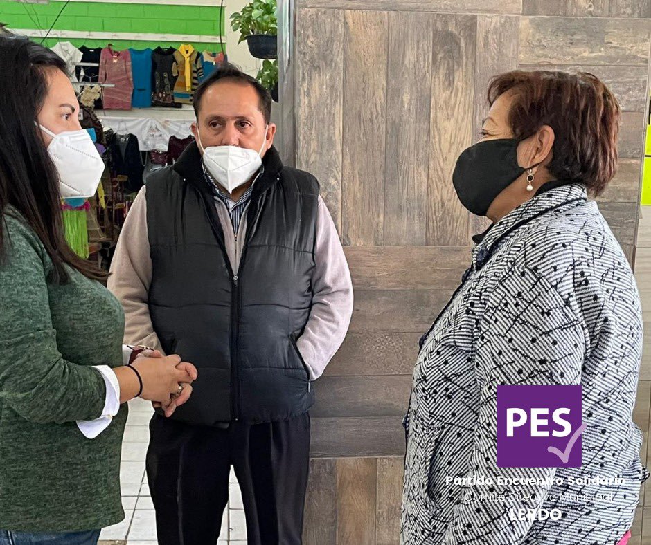 PesLerdo's tweet photo. En el Partido Encuentro Solidario sabemos que el 2020 fue un año de grandes retos para los comerciantes y emprendedores de #Lerdo. 
Reconocemos y admiramos todo su esfuerzo por mantener a flote sus negocios,estamos seguros que el 21 vendrá cargado de nuevas oportunidades p todos https://t.co/vwHOyD154r