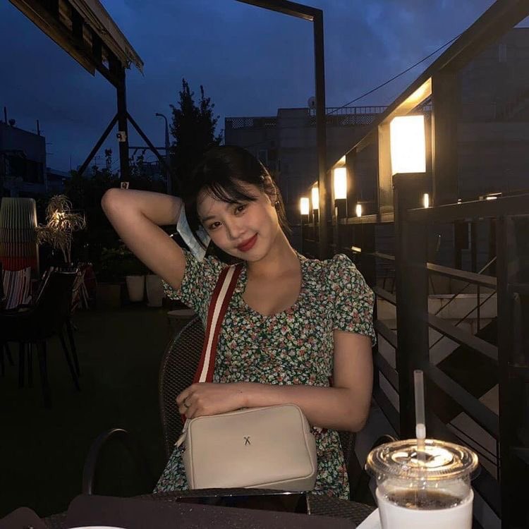 nebulouslife's tweet image. seo soojin as ur girlfriend 
— a thread