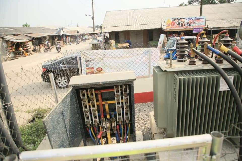 PROJECTS INTERVENTION: AFIESERE-UGHELLI (1)Installation of 500KVA Transformer in Afiesere-Ughelli community in Ughelli North Local Government Area of Delta State.