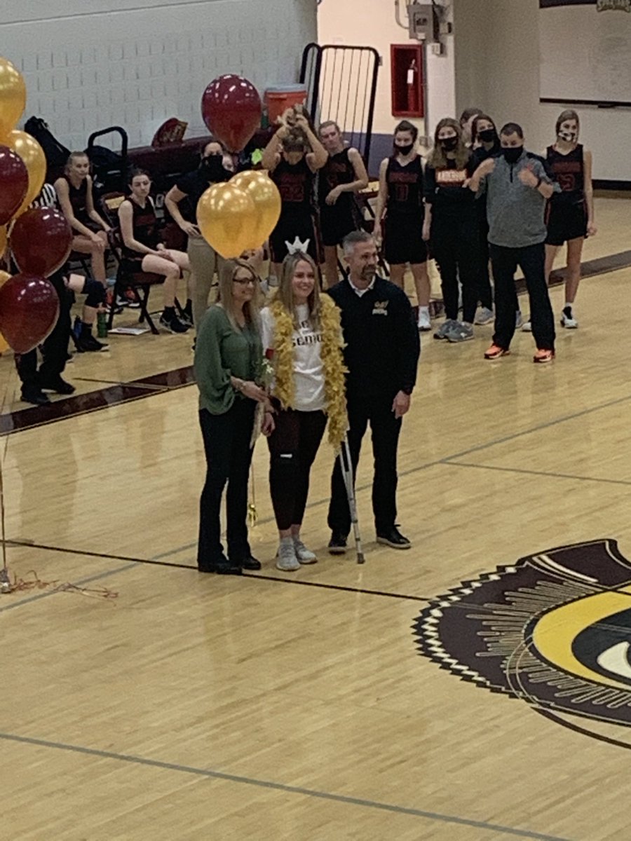 Congrats to Brooke! #Senior #SeniorNight ⁦@TurpinGbball⁩