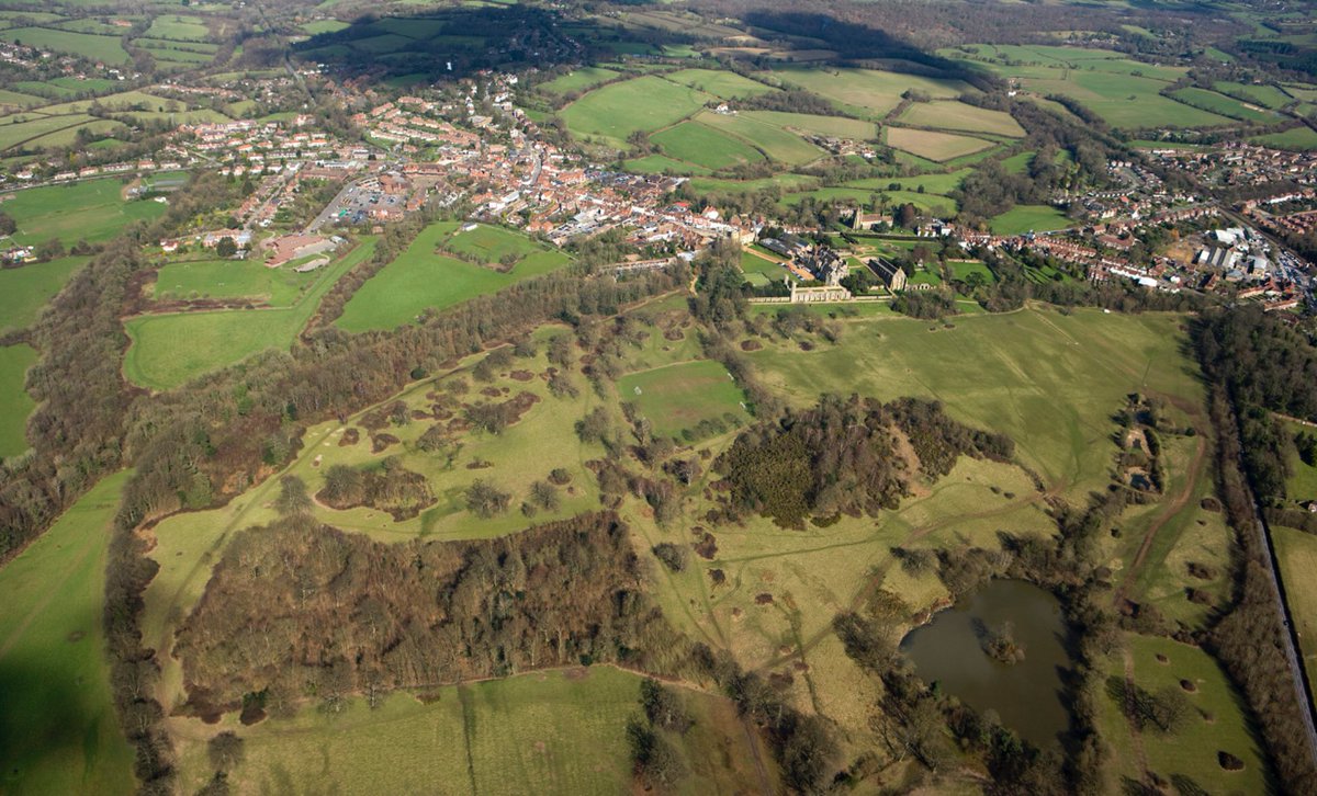  #CalisGrandTour Just passing over where the Battle of Hastings took place........1066 was wen we had 3 kings in wun year.....