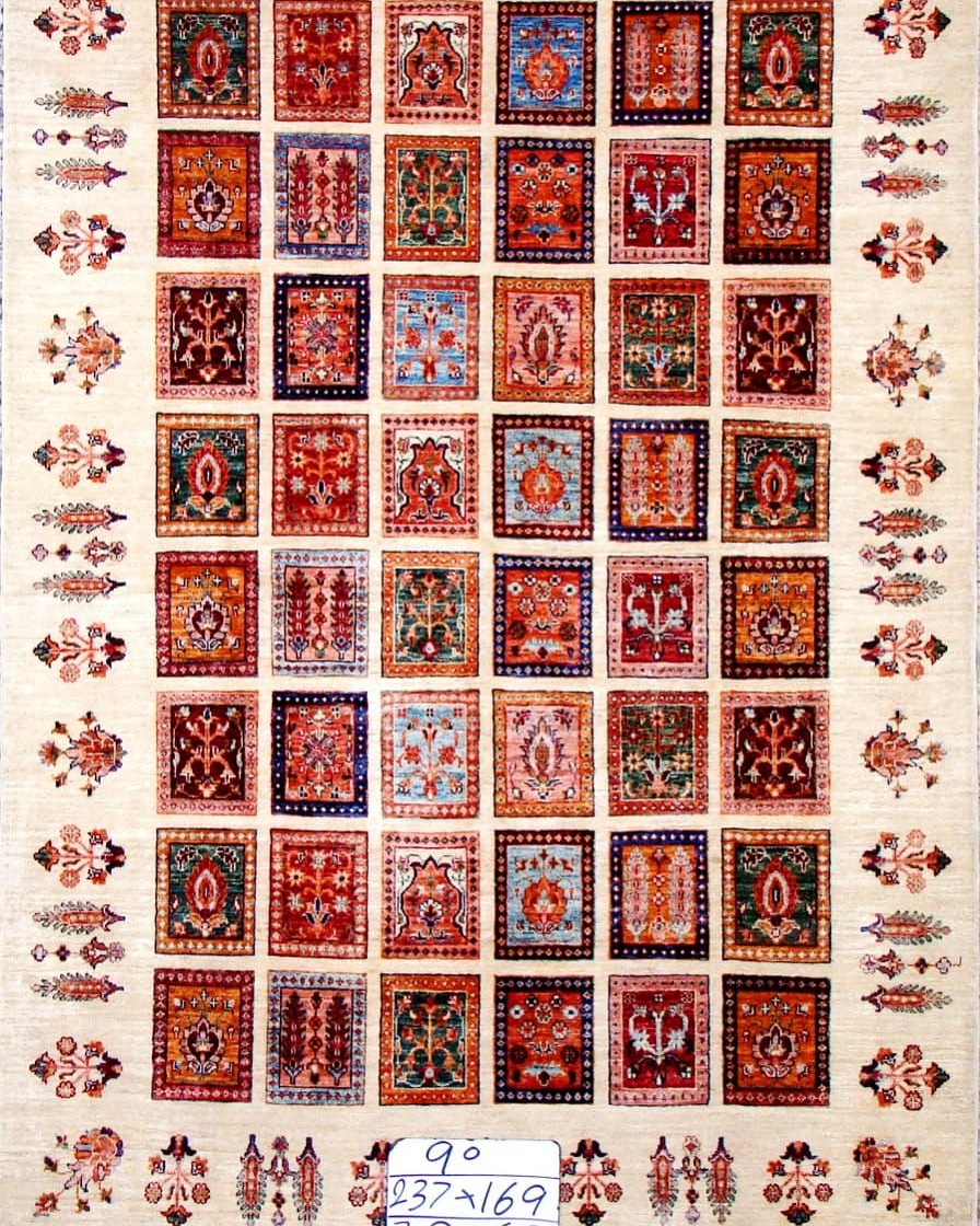 HandMade1985's tweet image. Design: Ayena
Size: 5.5 x 8 Ft
Hand knotted woolen Rugs
#homedecor #interiordesign #architecture #artwork #carpet #rugs #antique #vintage #newarrival #manufacturer #exporter #Lahore #oneofakind #flooring #luxuryhomes #giftideas #drawing #furniture #NewYear2021