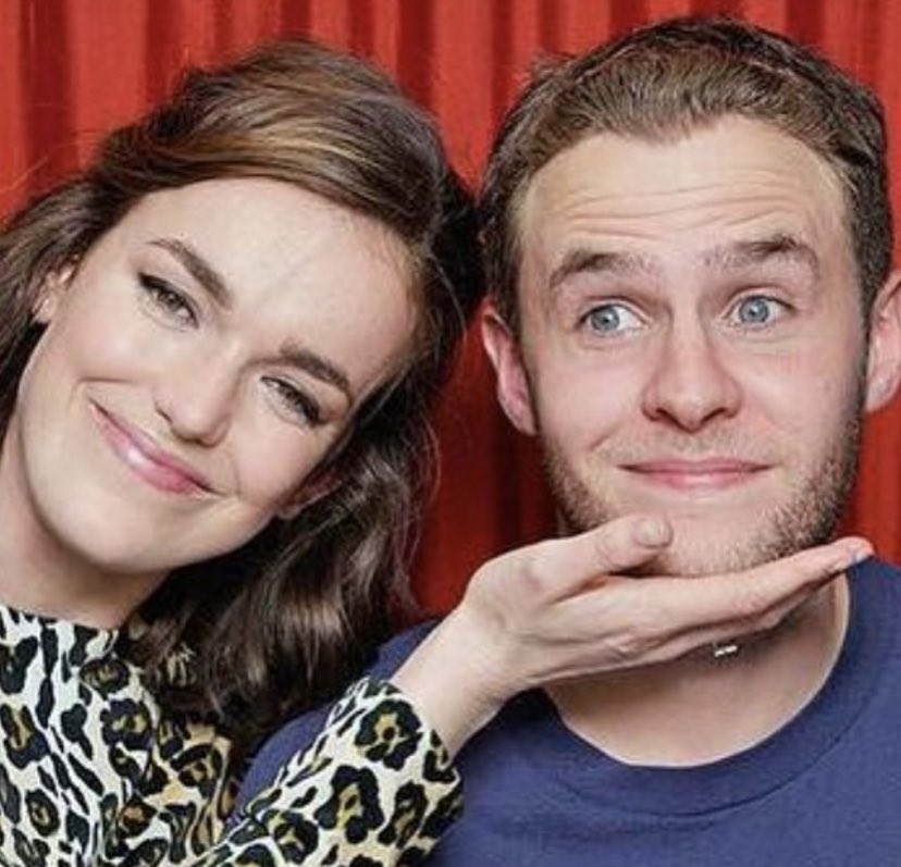 elizabeth being everyone’s best friend: a thread <33