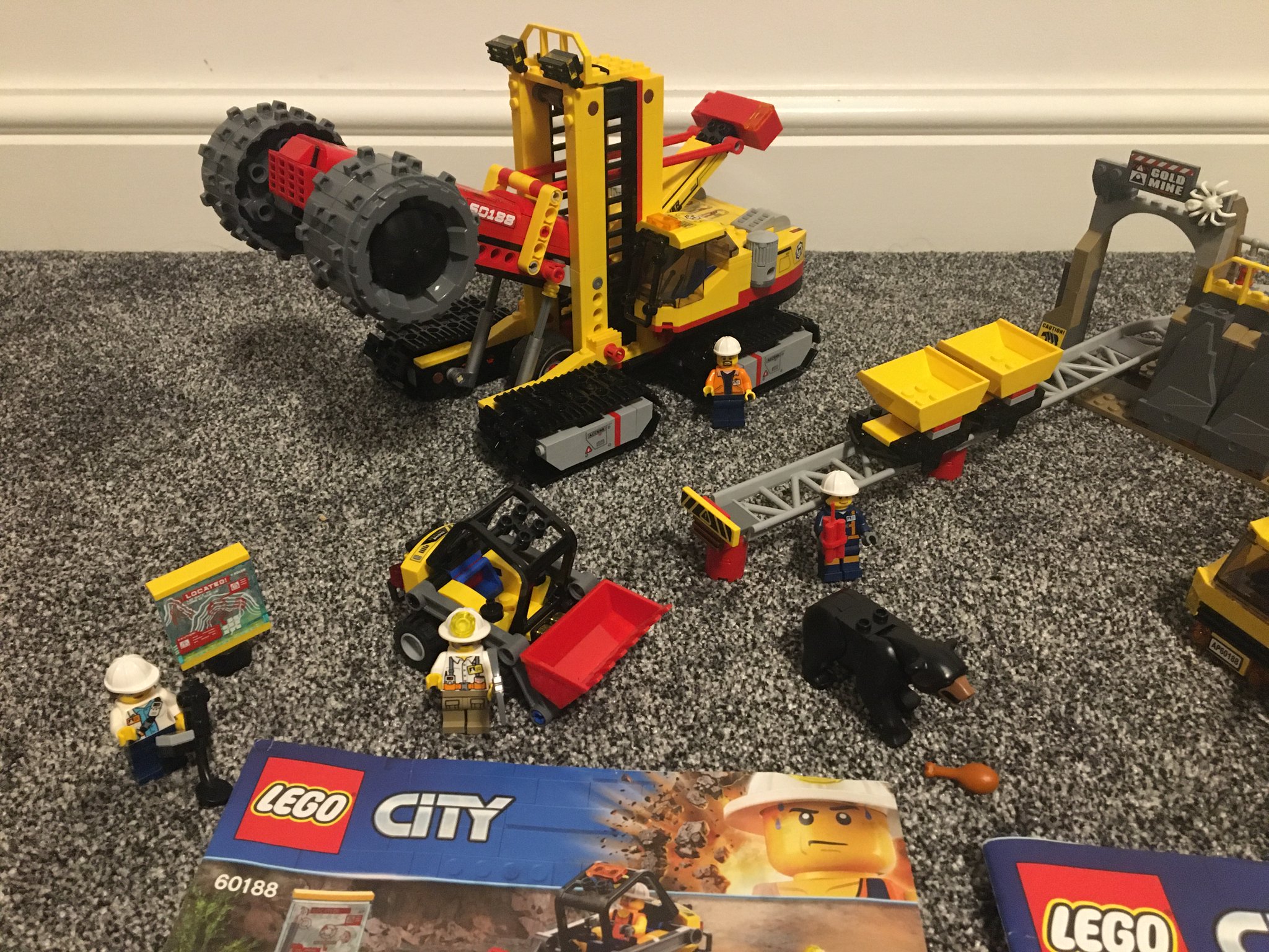 Curio S City on X Lego City 60188 Mining Experts Site Complete with minifigures and instructions ebay https t S2JWv4Dt6f https t MA5uOw0Lpj X