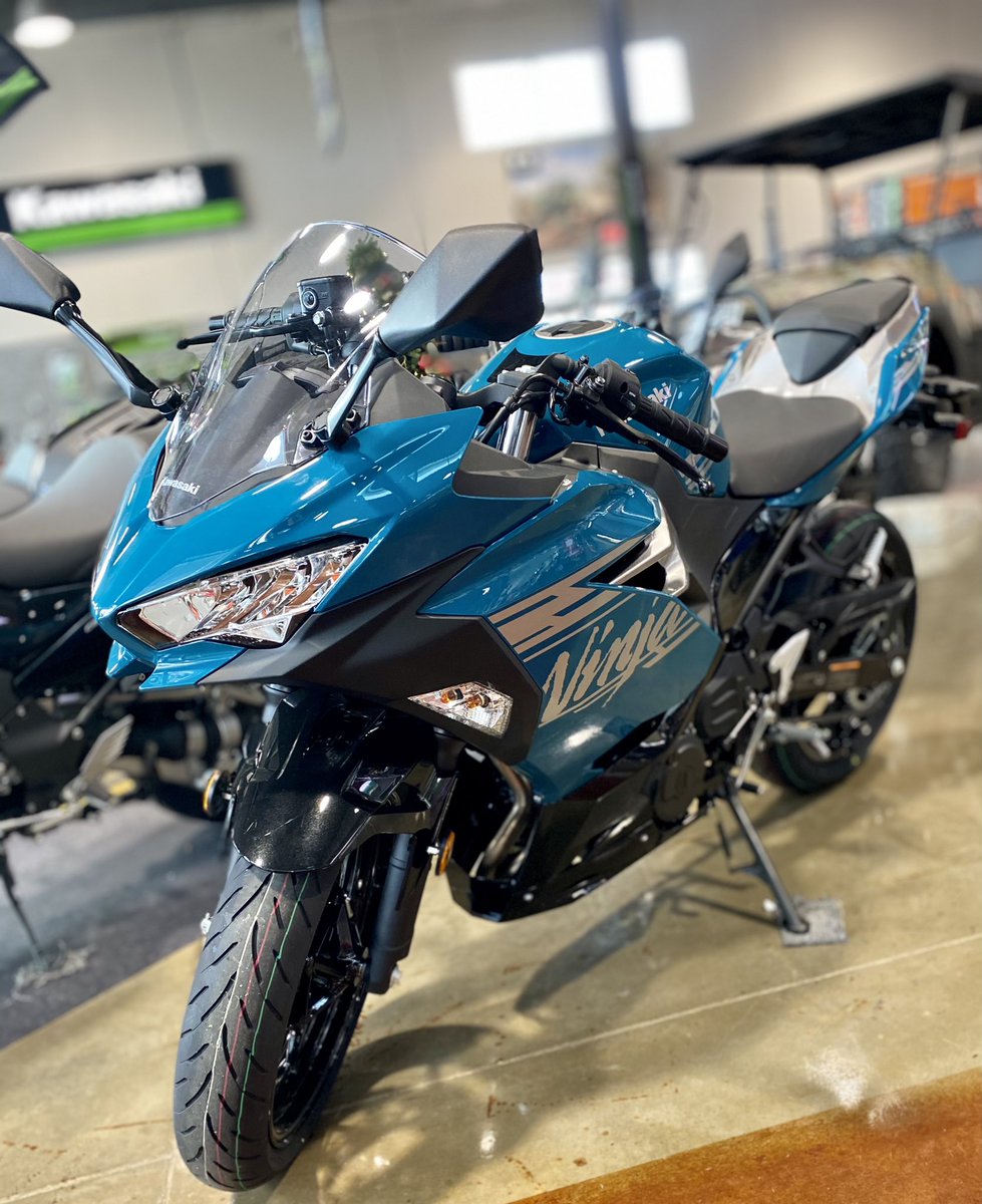 GrapevinePS's tweet image. Start the new year off doing something you have always wanted to and come check out the new 2021 Kawasaki Ninja 400 ABS in Pearl Nightshade Teal! This bike is ideal for new riders while also alluring experienced riders. New year new adventures! Come on in!  #grapevinepowersports