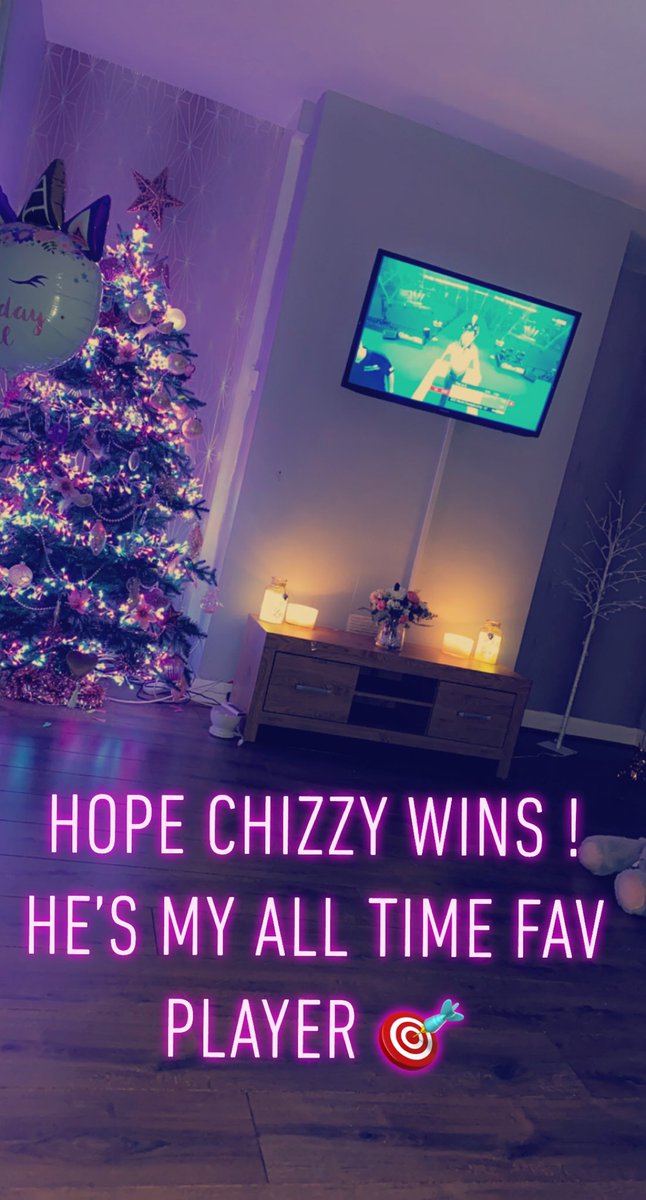 StickyvikVicky's tweet image. Don’t like watching Anderson and can honestly say I’ve watched him maybe 3 times but looks like tonight will have to be the 4th time ! Come on @ChizzyChisnall @livedarts @OfficialPDC