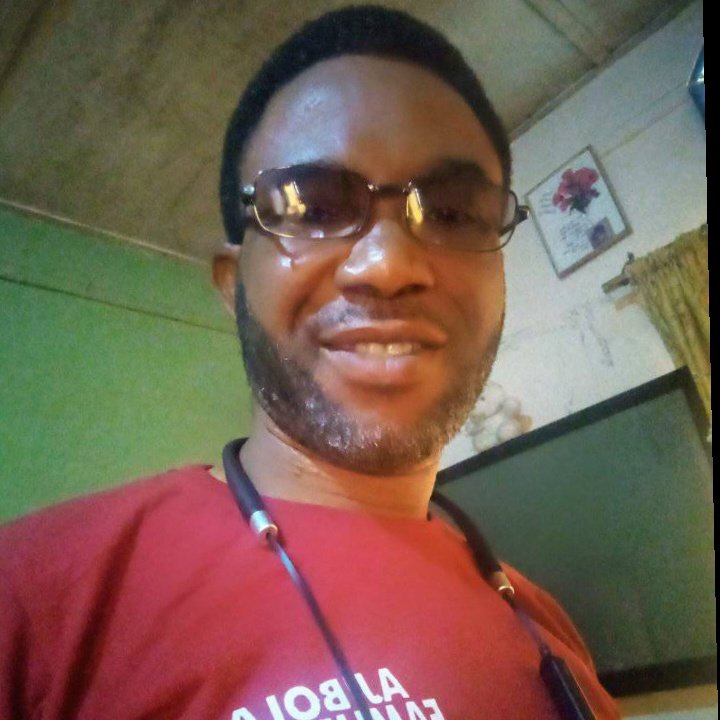 olowerotimi01's tweet photo. #NewProfilePic https://t.co/iD7UxAnuYD