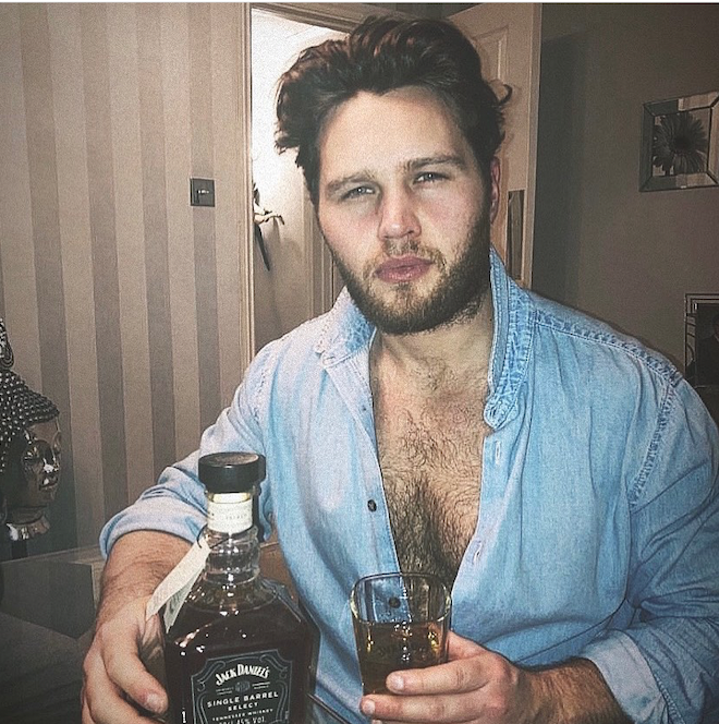 CelebWanker's tweet photo. This has gotta be the most #DILFy @DannyWalters_ has ever looked. I'm definitely not complaining... he seriously suits the hairy look. https://t.co/oqmbs28Cj6