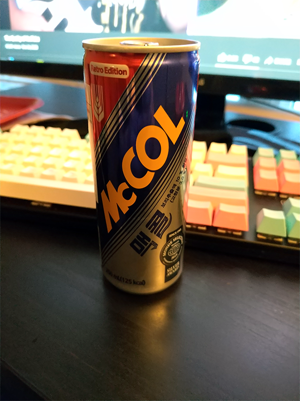 Metamoth2's tweet image. It's like the unholy lovechild of Coke and rye bread. This is lovely.