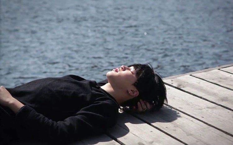 jimin as your boyfriend— an enchanting thread —