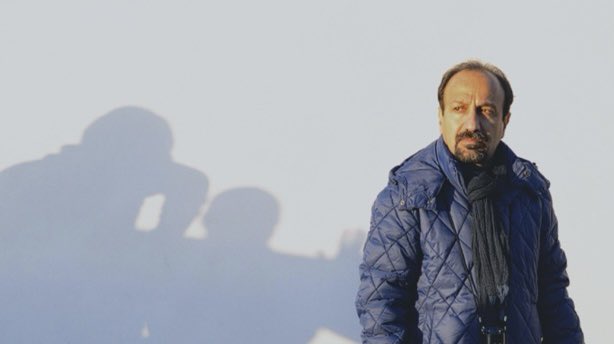 “Filmi mahkeme salonu gibi düşünün ve herkese kendini anlatabileceği kadar söz hakkını vermelisiniz.” 
~
#AsgharFarhadi