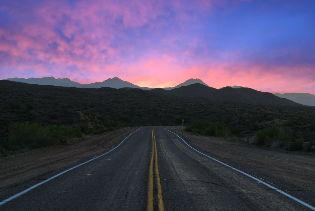 Roadtrip Couple tweet media