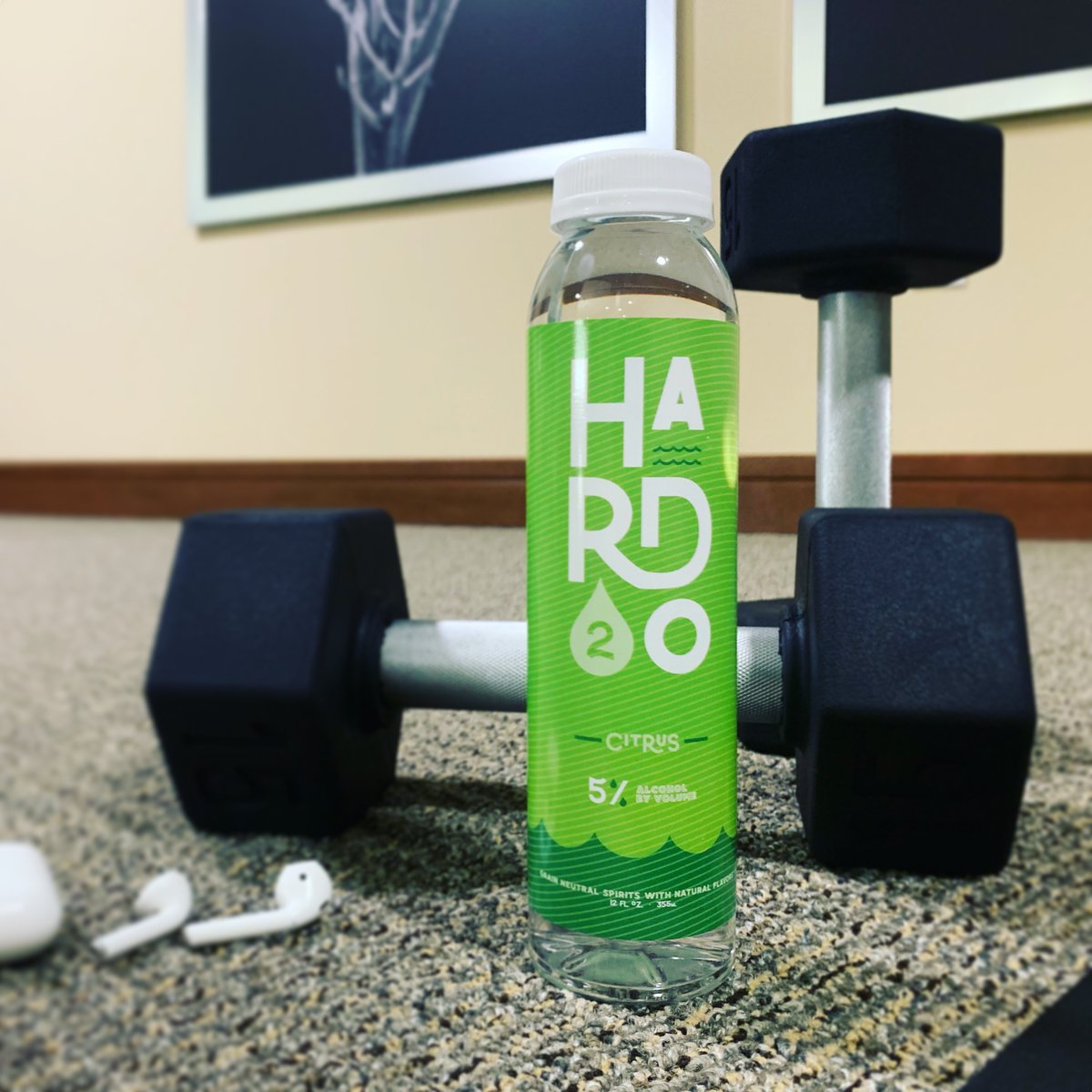 StandardDistill's tweet photo. Crush your New Years goals with Hard2o! The low-cal, naturally flavored vodka water. The perfect drink to keep you on track! Grab a 4-pack today!
#hard2o #vodkawater #h2o #naturallyflavored #lowcal #glutenfree #zerosugars #zerocarbs #fitness #goals #fun #playharder https://t.co/RFIPOrvkSb
