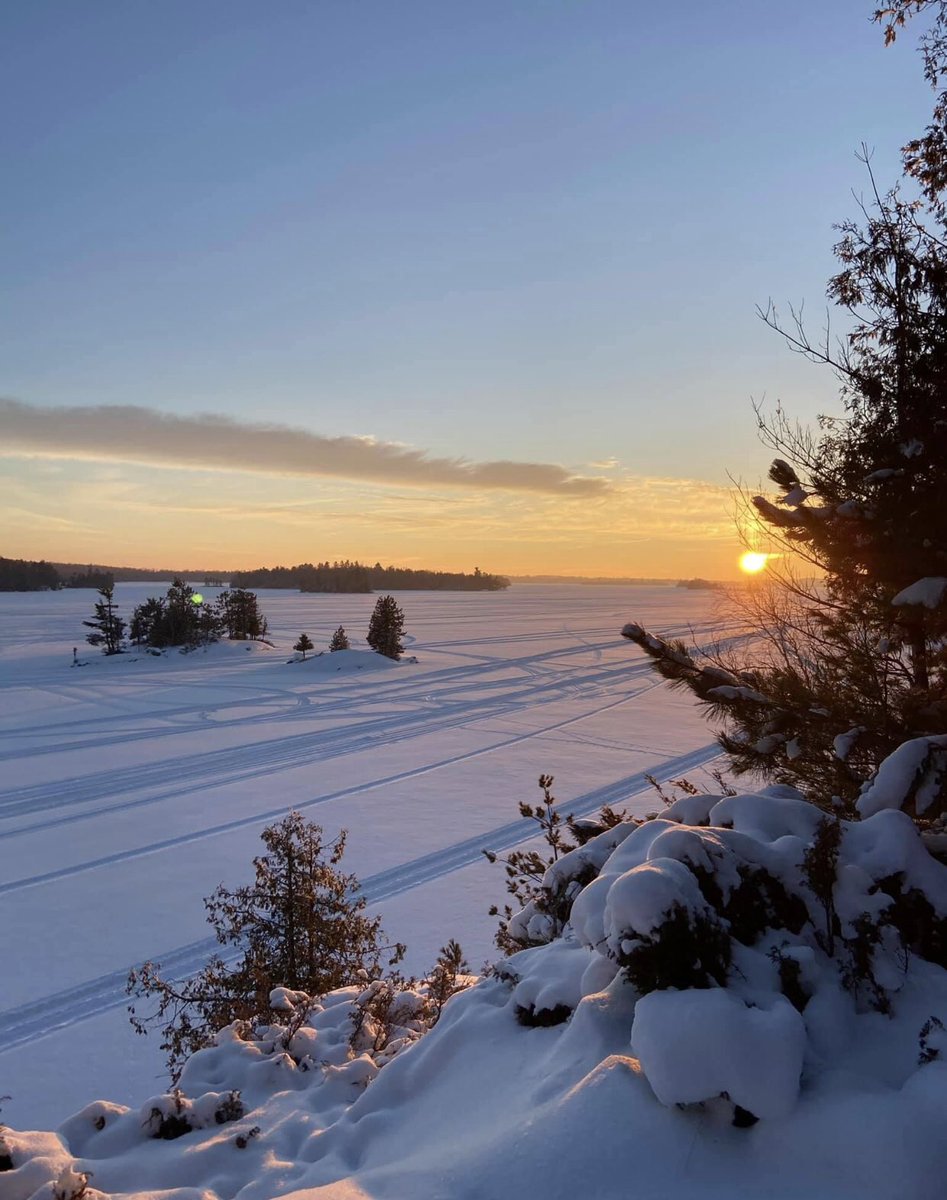 Beautiful winter sunset. #LakeVermilion