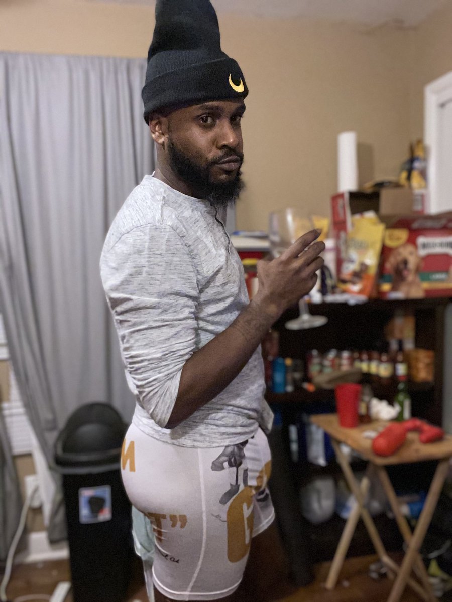 dapooch84's tweet image. 