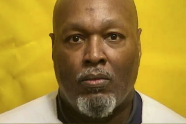 ElInformanteMX's tweet image. PRESO QUE SOBREVIVIÓ A UNA INYECCIÓN #LETAL Y FUE CONDENADO A UNA SEGUNDA EJECUCIÓN MUERE DE COVID. 

facebook.com/ElInformanteMe…