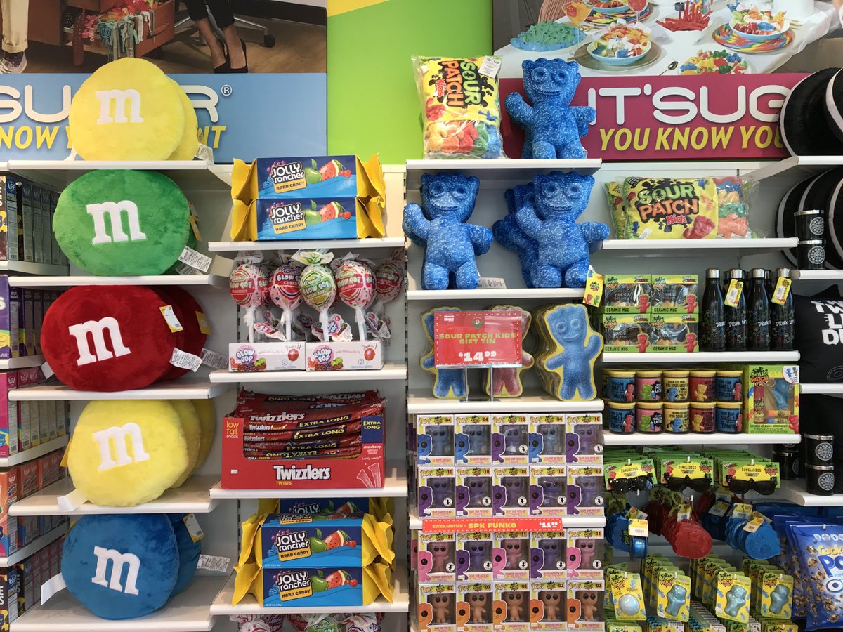 WebAdminNews's tweet image. IT’SUGAR Coney Island candy store
#candy #candylover #store