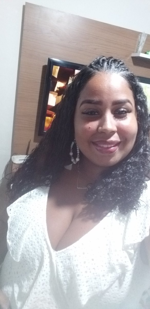 ThaisCanuto3's tweet photo. Não tem chuva certa q irá me impedir de ir pro K 🤣😍 https://t.co/MJ6g3amEKT