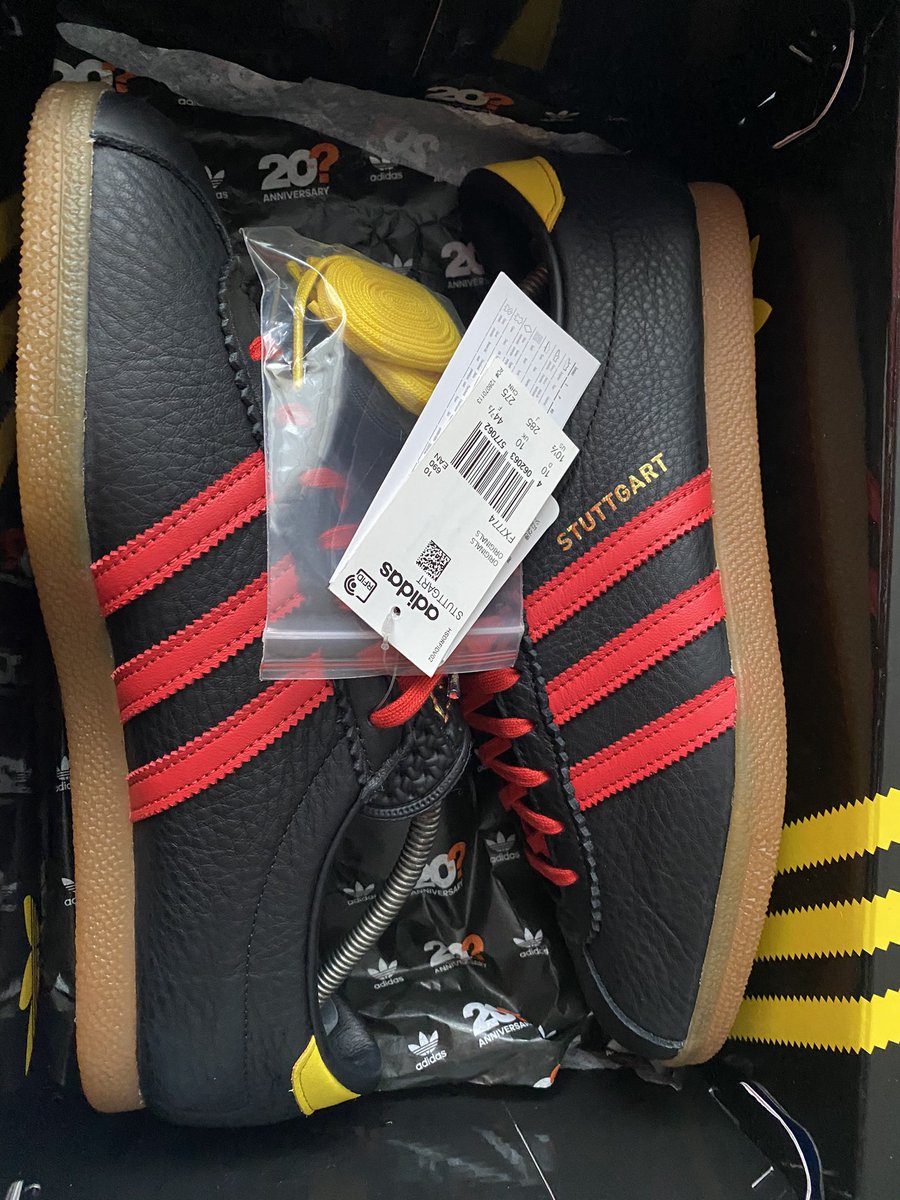 Stuttgart’s landed during the week, bulletproof, red laces a bit too much imo so black laces will be getting put in. #adidas #adidasstuttgart