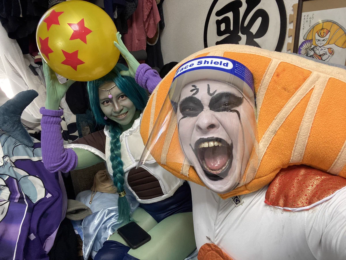 箱根駅伝のフリーザ様、軍団の名を汚さぬようにしっかりと自粛して応援される！