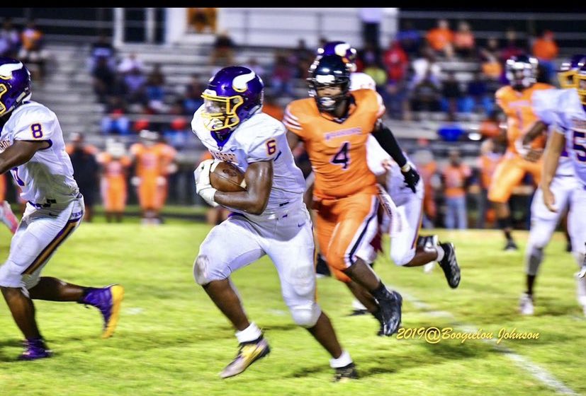 AfnfR's tweet photo. Travis Johnson @TravisTJohnson6(Edgecombe County) a big back who displays good speed and don’t stray away from contact. Standing at 6’1 240 Johnson is a hard man to bring down. https://t.co/BTS6OnWhQ5 https://t.co/36S2qbY3UD