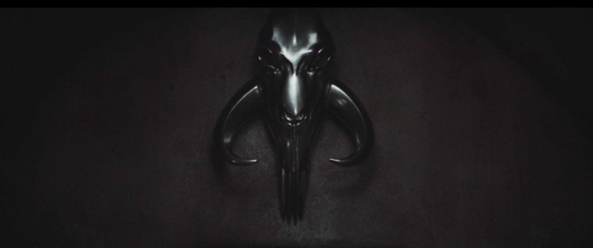 The Mythosaurs were giant reptilian creatures that inhabited Mandalore. They live up to their name of being Myths as we do not know what they looked like outside of skeletons.