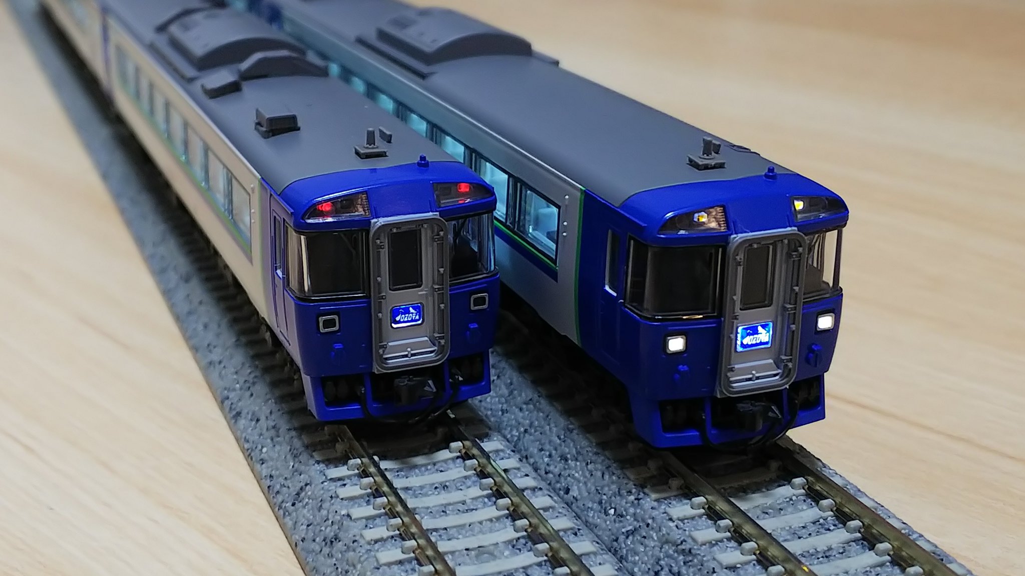 TOMIX キハ183系 キサロハ182   HET塗装 TOMIX キハ183系 キサロハ182 HET塗装 Tomix キハ183系「とかち