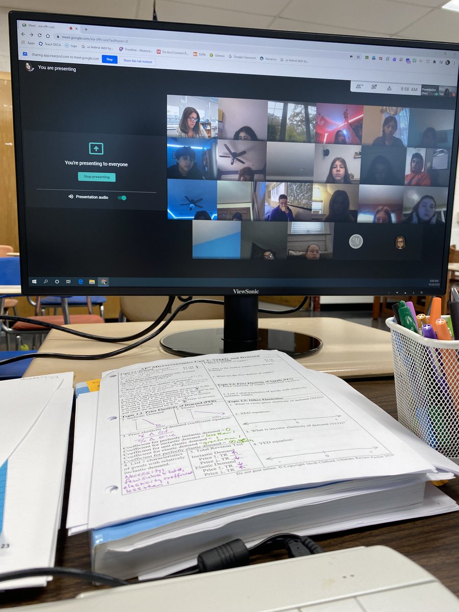 VHSYearbook2020's tweet image. Looking at the pictures taken in school while in hybrid. To every teacher and student out there you are amazing! Everyday is different but the one thing that stays the same is you show up. Keep showing up! We got this!